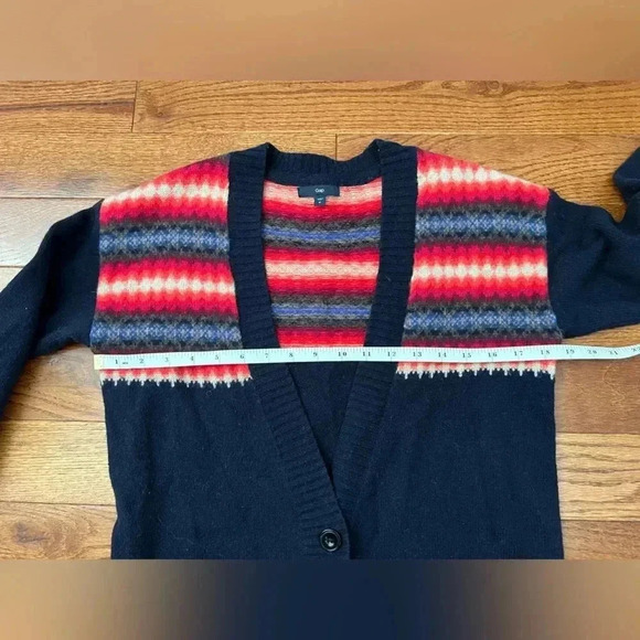 Gap Wool Blend Cardigan Sweater Women’s Long Sleeve Button Down Blue Aztec Sz M - Picture 11 of 13